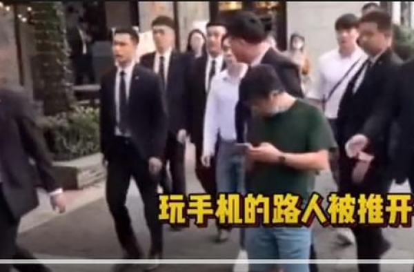 李佳琦为“保安推人”道歉：这是不对的，我感到非常抱歉