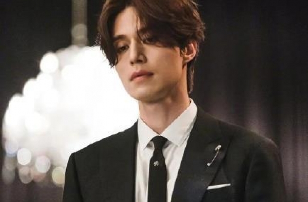 李栋旭金范主演tvN新剧《九尾狐传》，山神变公务员