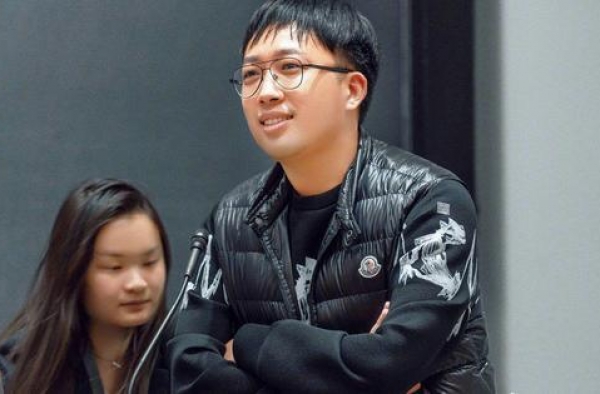 像胡歌像陈晓又像林更新，于正签约新人撞脸半个娱乐圈，能火吗？