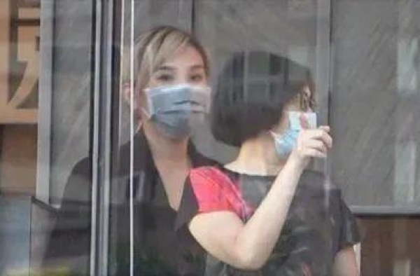 从“铁肺女王”到房产经纪，只要靠自己双手，李佳薇就值得尊敬