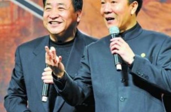 2001年梁左猝死家中，王朔哭着怒骂英达：比黄世仁还黄世仁