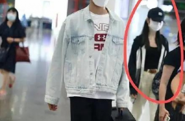 他怎么飘成这样了
