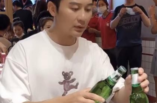 李晨的脸大变样？好多网友还以为他是黄晓明，也太像了吧