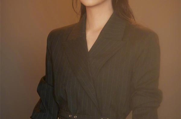 看哭！谭松韵回忆母亲思念落泪，最需要被治愈的她却在治愈所有人