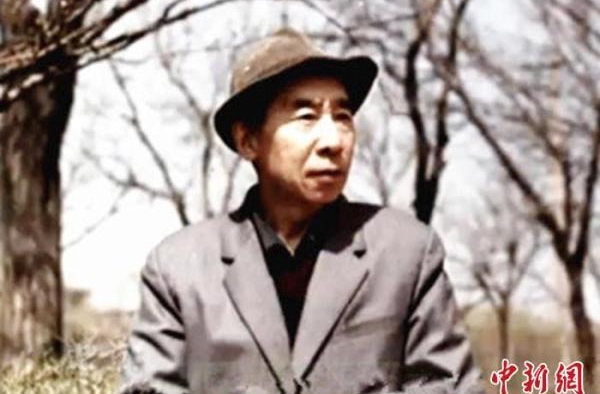新中国第一代电影美术师刘学尧去世各界人士长春送别
