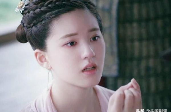 撑不起女主颜值的就叫“丫鬟脸”？对不起，她们还不如以前的丫鬟
