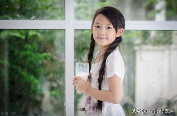 天王安排暗恋自己的经理人照顾女儿，专心宠妻子，只为生儿子