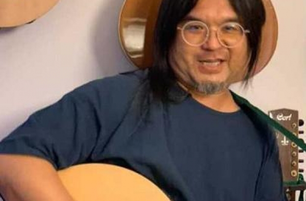 痛心！又一著名男歌手演出台上突发意外，经40分钟抢救无效身亡