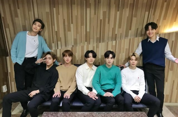 9月韩国男子组合人气排行榜公布
