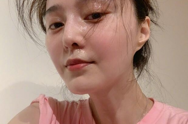 范冰冰旧照被疯传，离开10级滤镜PS，网友：难怪李晨驾驭不了