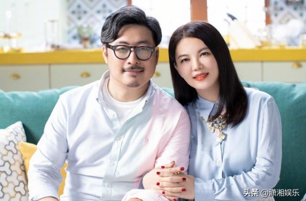 醉酒风波过后，李湘携老公上新综艺，王岳伦家庭地位一目了然