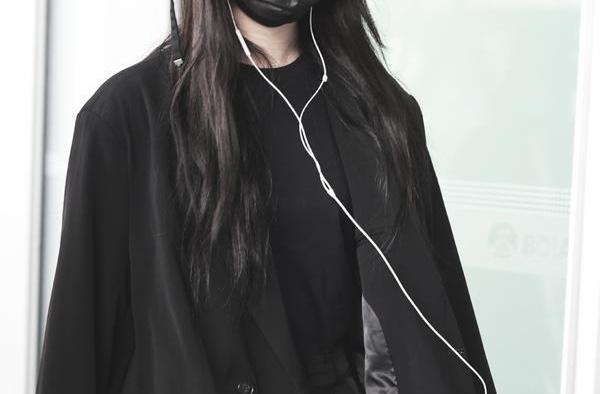 乃万徐艺洋组“复仇者联盟”横扫资源，出道团看了都羡慕吧？