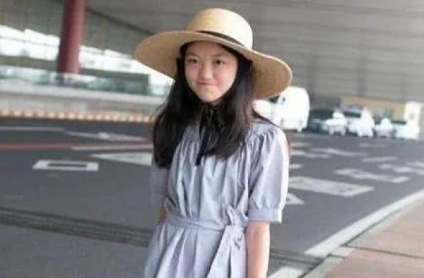 许晴大方回应与李亚鹏恋情，网友心凉了