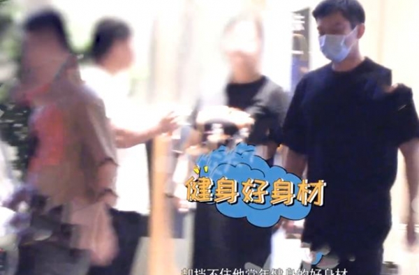 冰释前嫌？李晨印小天出席同一饭局，离开时心情不错疑已放下恩怨