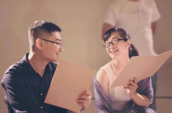 脑瘫诗人表白李健，被网友怒批“荡妇”，耿直回应：我就是荡妇！