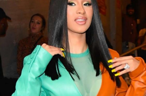 美国最红女rapper离婚全网叫好！孕期忍小三，渣男狂出轨