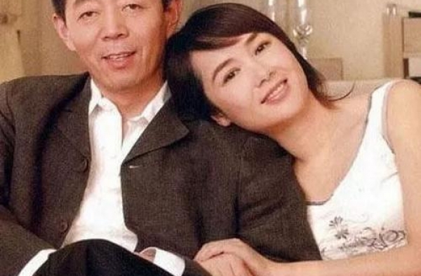 盘点和导演结婚的女星，有人甘愿当第三者，有人在拍摄中就怀孕了