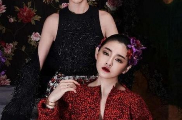 原来大小S竟然还有个亲姐姐！3姐妹合影曝光，大姐看起来最幸福