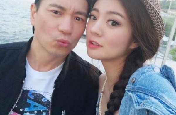 安以轩二胎未生就获赠豪礼，富豪老公掷13亿买股份，夫妻做股东