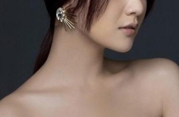女神白冰——乘风破浪的姐姐