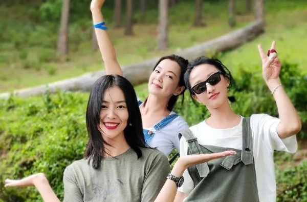 出道29年换7个男友，频繁因戏生情的周迅，怎么没人骂她渣女？
