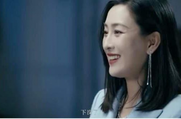 马苏自曝快要失业 娱乐圈40岁女明星潜规则现象让人心酸