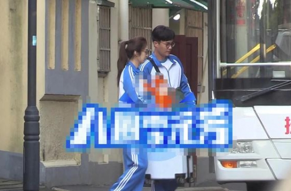 39岁杜淳与王晓晨演高中生装嫩？遭网友无情吐槽：穿校服也不像