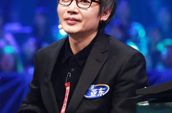 金牌制作人张亚东：比朴树世俗，比窦唯多情，才华横溢也风流一生
