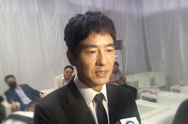 郭晓东：昨天羊肉汤今天烩面，没吃尽兴
