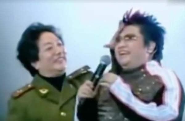 慈善家韩红的“温暖与悲惨”人生