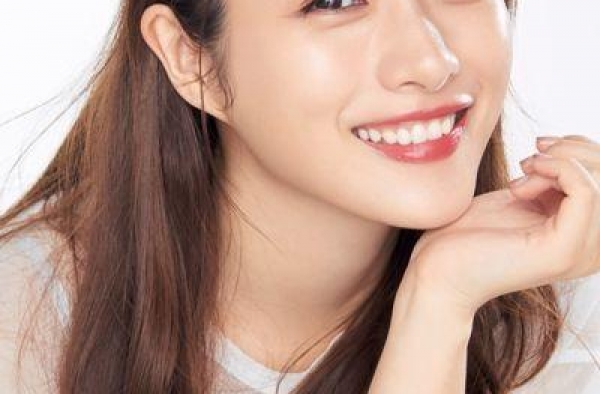 日本女神石原さとみ结婚了，老公还是普通人