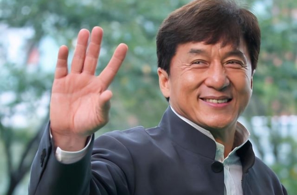 成龙的电影又扑街了！急先锋只有一亿票房，影迷：他的时代过去了