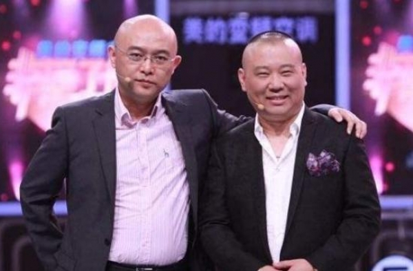 看看孟非女儿孟星亚，再看郭德纲儿子郭麒麟，难怪两人着急成亲家