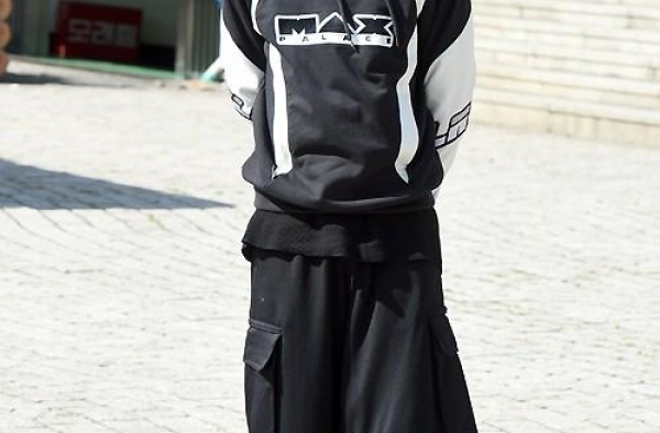 「MD PHOTO」 韩国艺人刘亚仁出演KBS电台节目