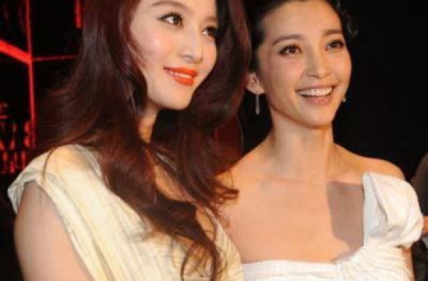 “演艺圈莲花”上位记