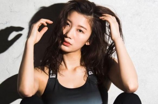 「真人版峰不二子」&「最強Body」！轻熟风小仓优香