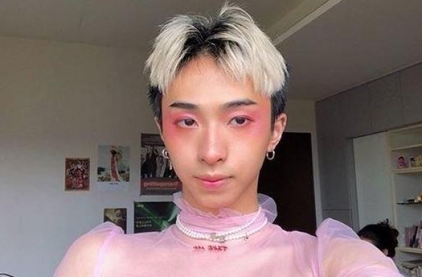 伊能静儿子宣布出柜，浓妆艳抹大胆做自己，对此家人并不反对