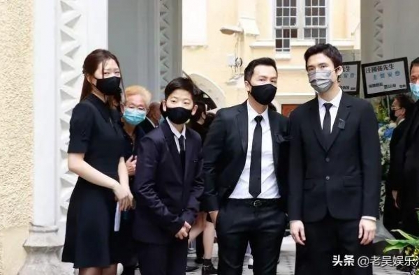 甄子丹岳父汪国强追悼会举行 李嘉欣关之琳任达华等送上花圈