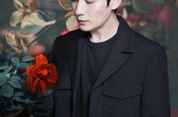 网曝朱一龙隐婚生子？且孩子名字遵循三代还宗？