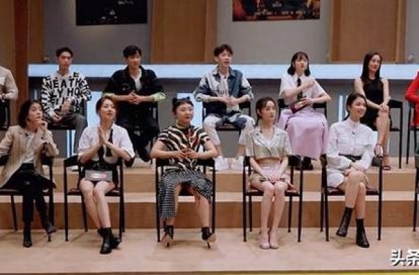 《演员2》才第2期，8张S卡已发7张，对剩下一半演员公平吗？