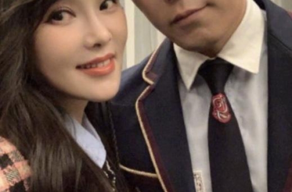 秦昊女儿“打脸式”长大，从长得丑到五官清秀，果然女大十八变