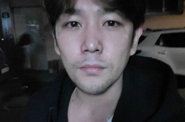 完全认不出来？SJ 强仁公开“纤瘦”近况，满脸胡渣但棱角分明