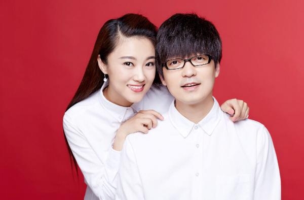 玖月奇迹女主离婚后亮相，独自登台央视，仍以组合名义活动引不满
