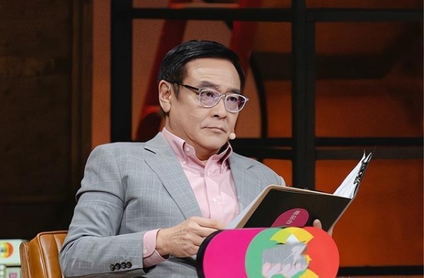 惊了！万万没想到，尔冬升除了是“毒舌男”，竟然还是“暖男”