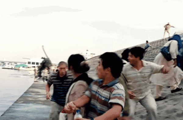 国内评分7.2，国外却被粉丝催着提前上映，还有92%好评率？