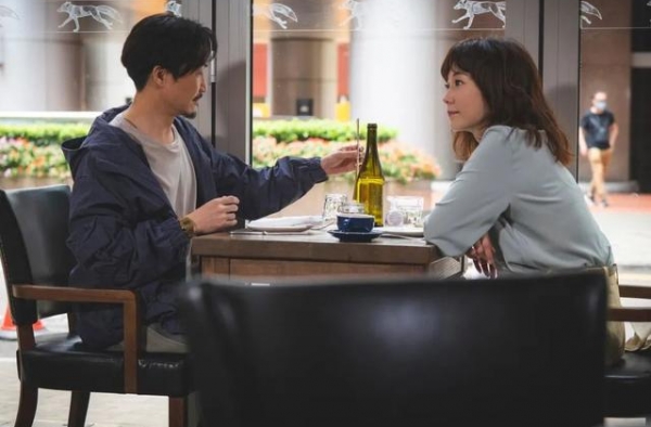 正当红几乎毁容，乱说话险被封杀，50岁的她终于找回情商了？