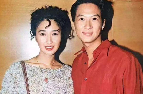 张家辉见关咏荷家长，被400平豪宅吓到：“你怎么会看上我”