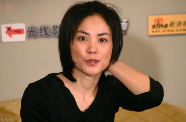 天后王菲数月多次和神秘男同框，不怕谢霆锋吃醋还是或已分手？