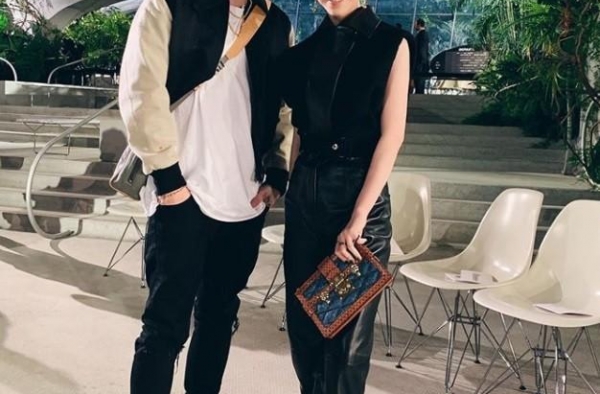 邓紫棋男友合照杨颖1举动被骂翻　网酸：low不low