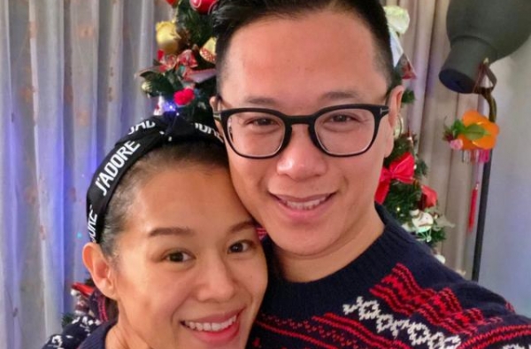 李承德晒儿子近照，奕霆穿奇装异服配合摆拍，呆萌模样正日渐消失
